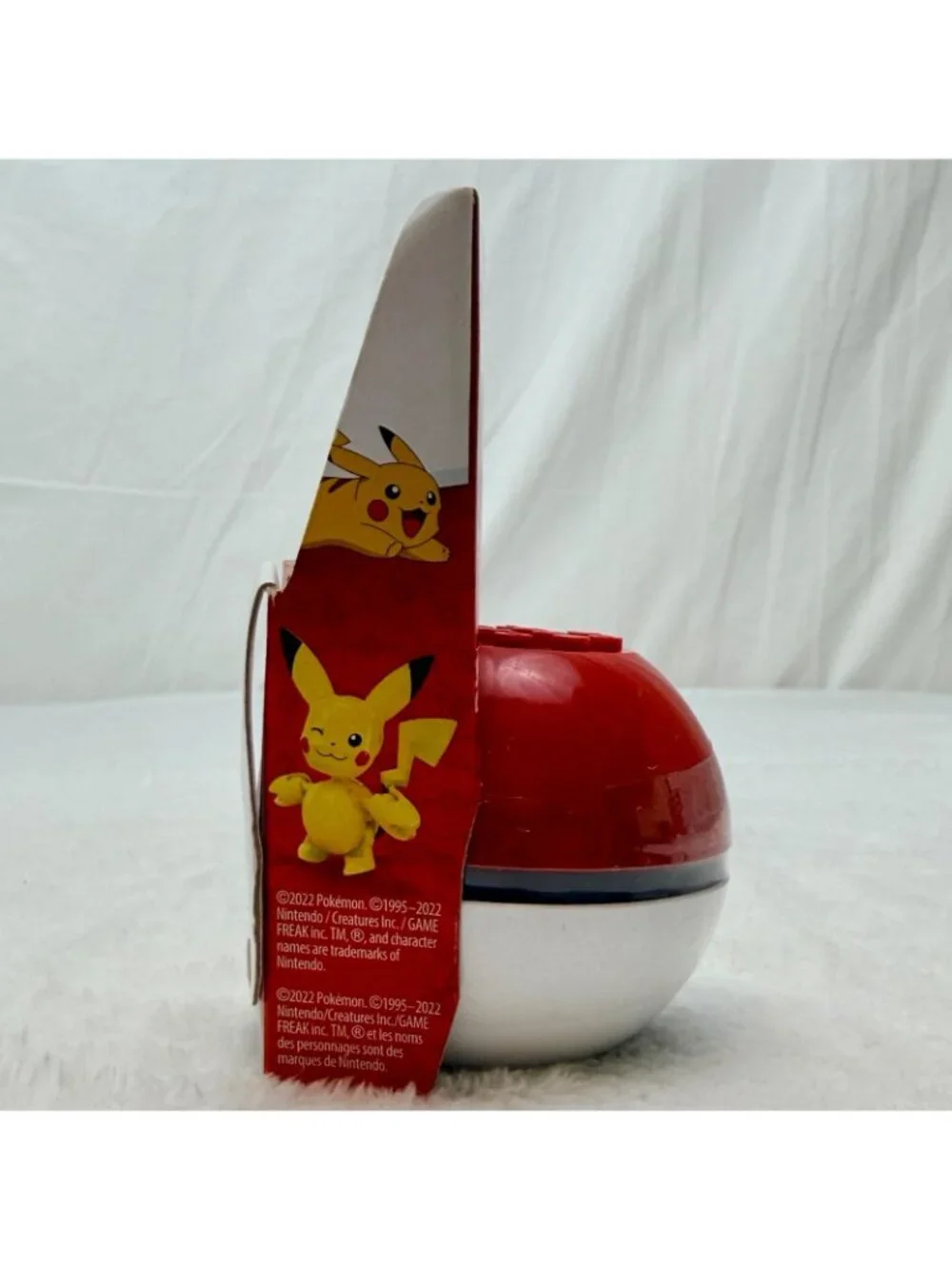 MEGA Construx Pokémon Poké Ball 16 Piece Set Pikachu 2022 Mattel Canada